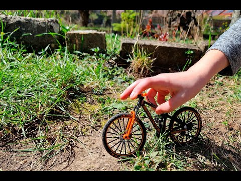 Tobi on FINGER BIKING MTB TRICKS AND STUNTS