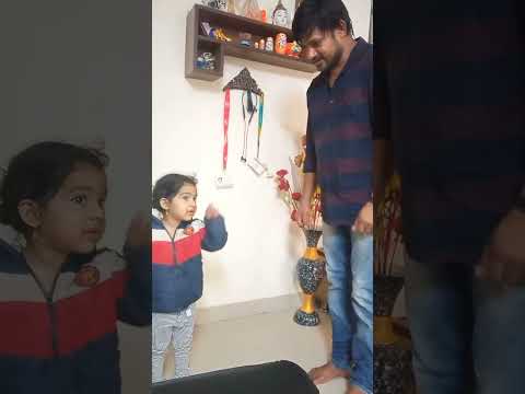 నువ్ ఏం చెప్పిన ఐస్క్రీమ్ జ్యూసులు కావలసిందే...