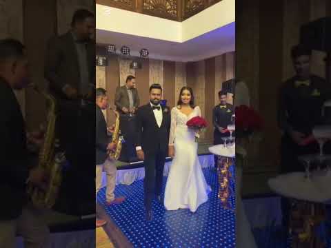 Wedding Champagne Moment preview