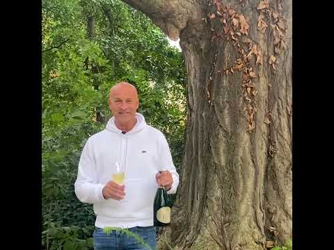 Champagne Friday 120 - Champagne Hiking in Paris