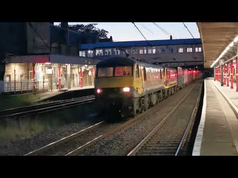 90043/90013 4L81 Coatbridge - London Gateway freightliner, 19th June 2023
