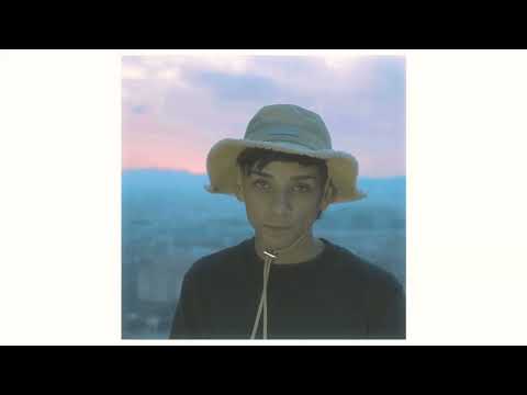 MC Buzzz - A mi favor (Official Video)