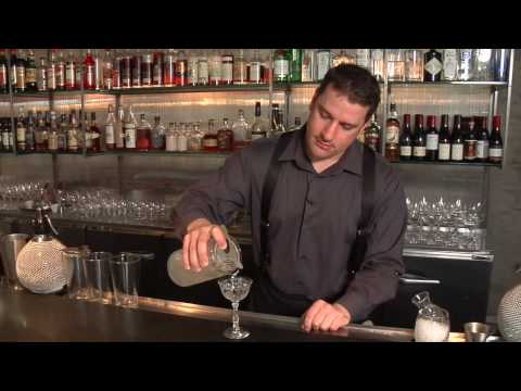 How to Make a Martini - Raising the Bar with Jamie Boudreau - Small Screen