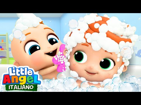 Divertimento Facendo il Bagnetto 😮🌊 Cartoni Animati con Gianni Piccino - Little Angel Italiano