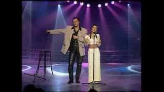 AMISTADES PELIGROSAS &quot;CASI NUNCA BAILAIS&quot;