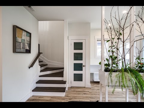 For Sale in Hamilton Ontario! 15 Arden Avenue