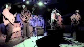 Eric Lindell- Lay Back Down (Asbury Lanes- Wed 7/31/13)