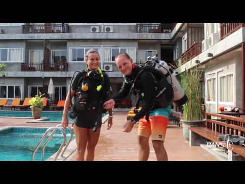 Buddy Check - PADI Skill Circuit - Divemaster and IDC