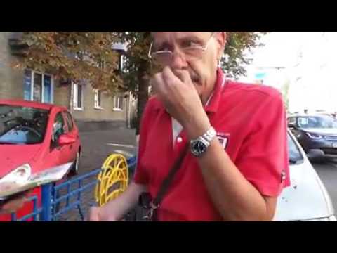 Хохлы ганьбят водителя Яндекс.Такси во Львове