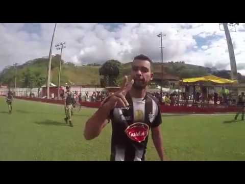 Macuco Nunca Foge à Luta