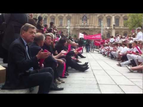 un papa, une maman, on ment pas aux enfants