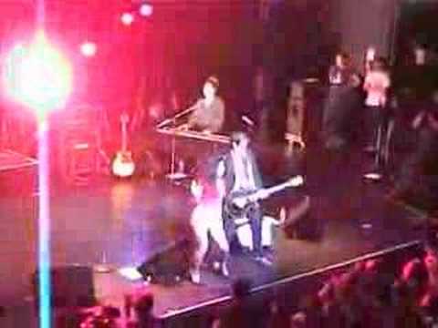 sheena & the rokkets with Wilko Johnson - Fujiyama Mama