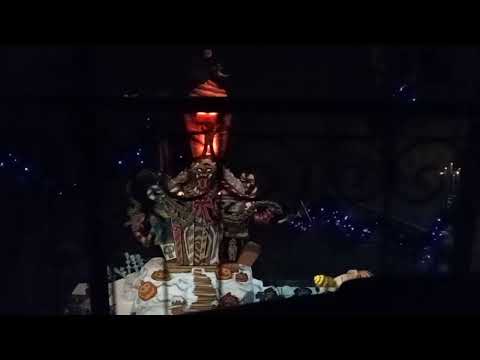 "Haunted Mansion Holiday" 2021- Grand Hall party ft. the 20th anniversary gingerbread mansion