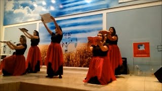 Dança e Teatro Gospel de mulheres ( Mulher Vitoriosa - Eyshila )