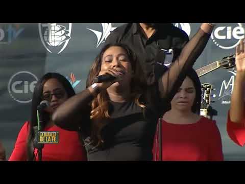 Isabelle Valdez - Por Ti Peleo Yo  (En Vio La Batalla De La Fe)