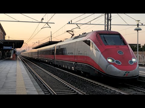 Treno Alta Velocità Frecciarossa 8819 Milano Centrale - Bari Centrale in partenza da Cesena