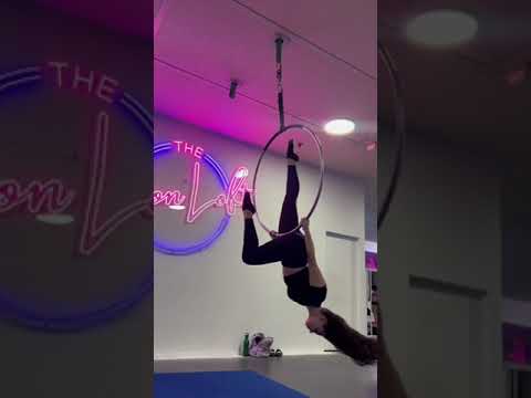 Exclusive Pole Dance Tiktok Challenge #41 🍓🍎 #poledance #shorts