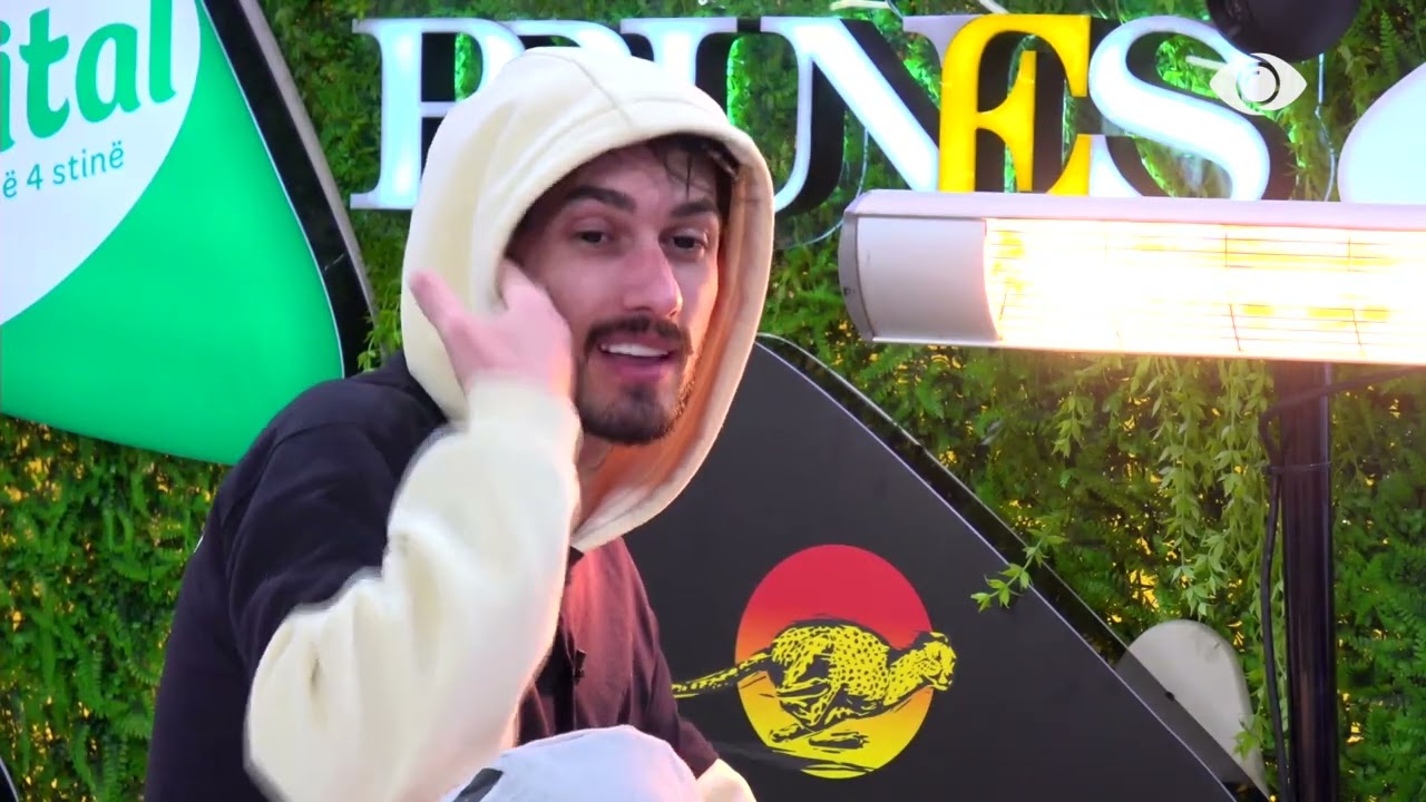 Duhet ta qepësh kur vij unë këtu/ Arditi i kthehet Kristit: Je i paaftë, i pafytyrë, i pacipë