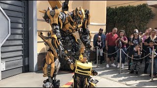 Download lagu TRANSFORMERS Bumblebee meets his biggest fan! mp3