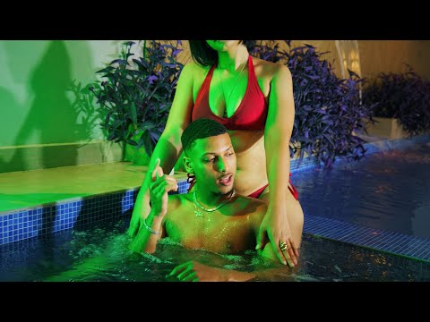 Javi - En El Jacuzzi (Video Oficial)
