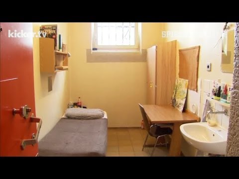 So sitzt Uli Hoeneß ein: Medientag in der JVA Landsberg | DER SPIEGEL