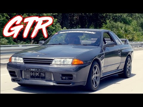 HKS Skyline R32 GTR Ride along - Godzilla on the Street!