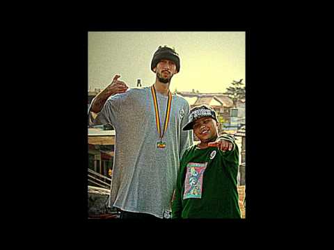 Alan Garvey feat. Tikaf - "Somos del Ghetto"