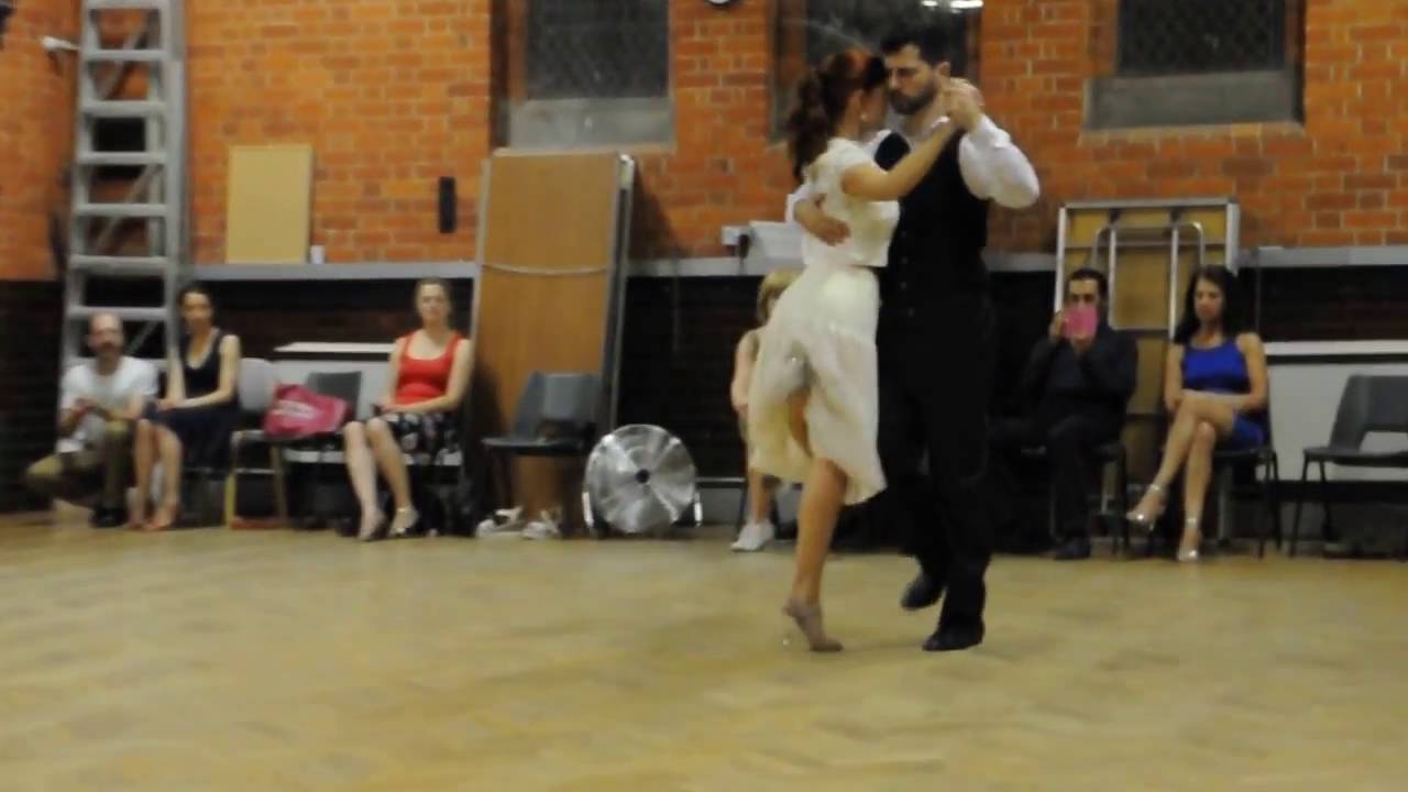 Cristian Petitto & Alexandra Wood Colgadas at Reading Tango Club