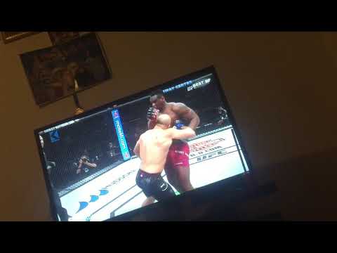 Momentu kur shqiptari mposhti dhe e thirri një tjeter në ring