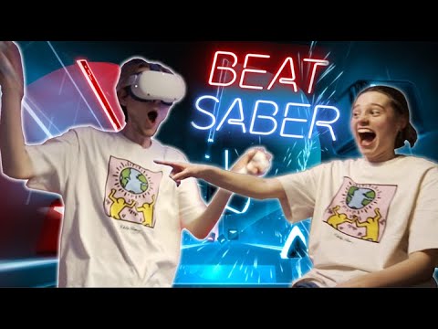 Krzysiek z siostrą machają rękami przez 13min