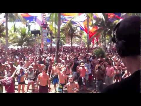 Ritmo LIVE @ Universo Paralello 2011/2012