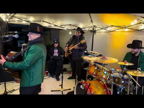 Elegancia - Popurri de Corridos