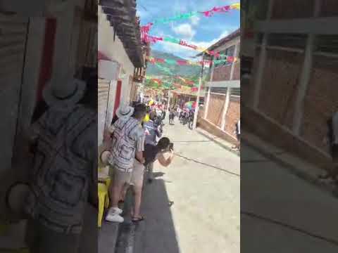 Caballo desata momentos de tensión durante el cierre de ferias y fiestas en Salazar de Las Palmas