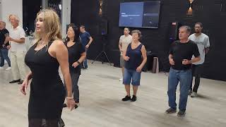 beginner salsa classes at miami dance center