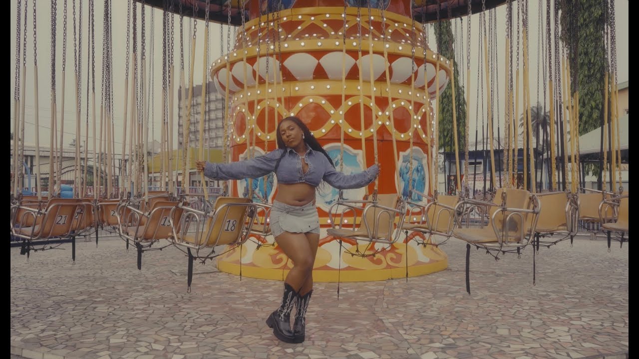 RUKMANI - NO SOCIAL MEDIA (OFFICIAL VISUALIZER)