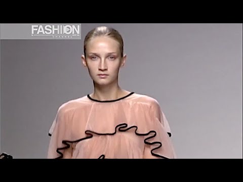 EL DELGADO BUIL Spring 2010 Madrid - Fashion Channel