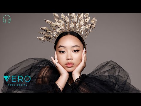 Music on VERO. 2020 and Rising - Griff.