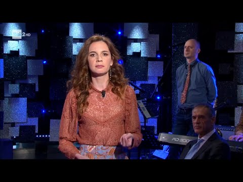 Il monologo di Emanuela - Una pezza di Lundini 18/05/2021