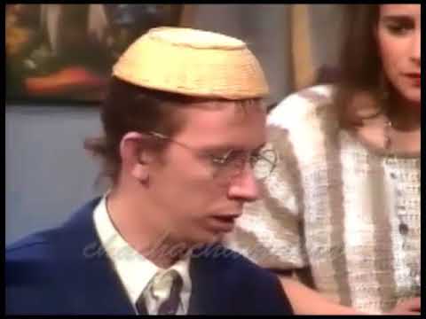 Los Cubrepileta (Cap 01) -  Almuerzo con el novio de la nena - Cha Cha Cha