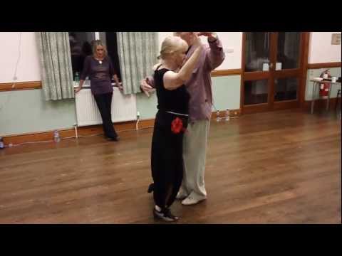 Bill & Ann Froud - Body Movement in Argentine Tango - Lesson Review (torque)