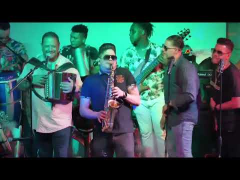 Kerubanda- Quien  Lleva los Pantalones (en vivo)