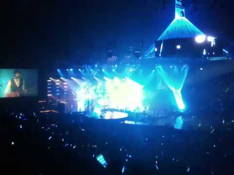 [Fancam] 101105 CN BLUE :: Love Light