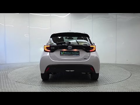 Toyota Yaris Z Hybrid *Top spec* - Image 2