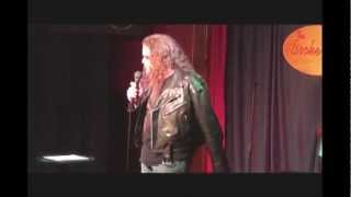 {Sweatpants} Comedian Joey Petroni