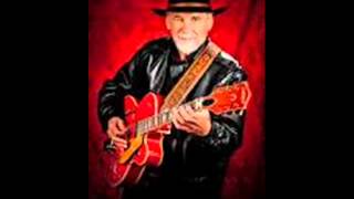 Duane Eddy   Loving You     played by Mrfingerdancer