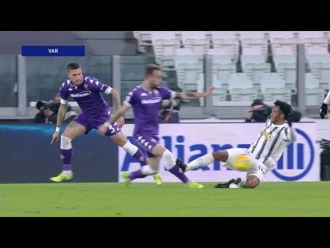 Cuadrado horror tackle | gets Red Card vs Fiorentina ♦️