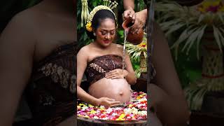 Download lagu Mandi Kembang 7 Bulanan Teh Yuni | Tradisi Jawa Penuh Doa & Cinta#MandiKembang #Mitoni mp3