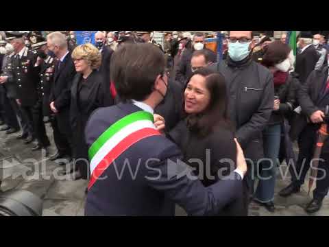 April 25, the flag raising and the parade in the streets of Florence