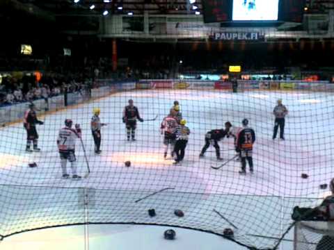 JYP-Ässät 22.3.2012 - loppukähinää