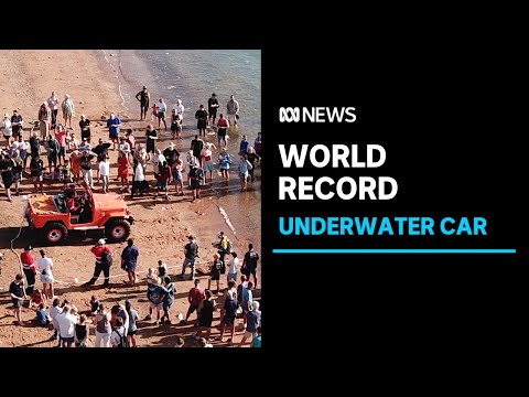 Электрический LandCruiser Mudcrabs под водой